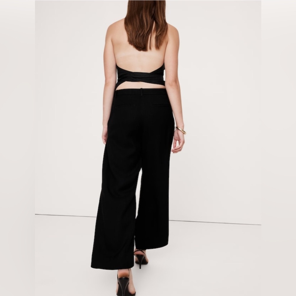 NWT Banana Republic SoHo Mid Rise Pleated Wide Leg Drapey Black Pant Sz 10 L - Picture 2 of 8